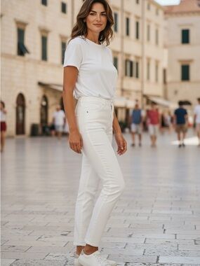 Lucky Brand White Skinny Lolita JeansWomen - Classic Clean Look